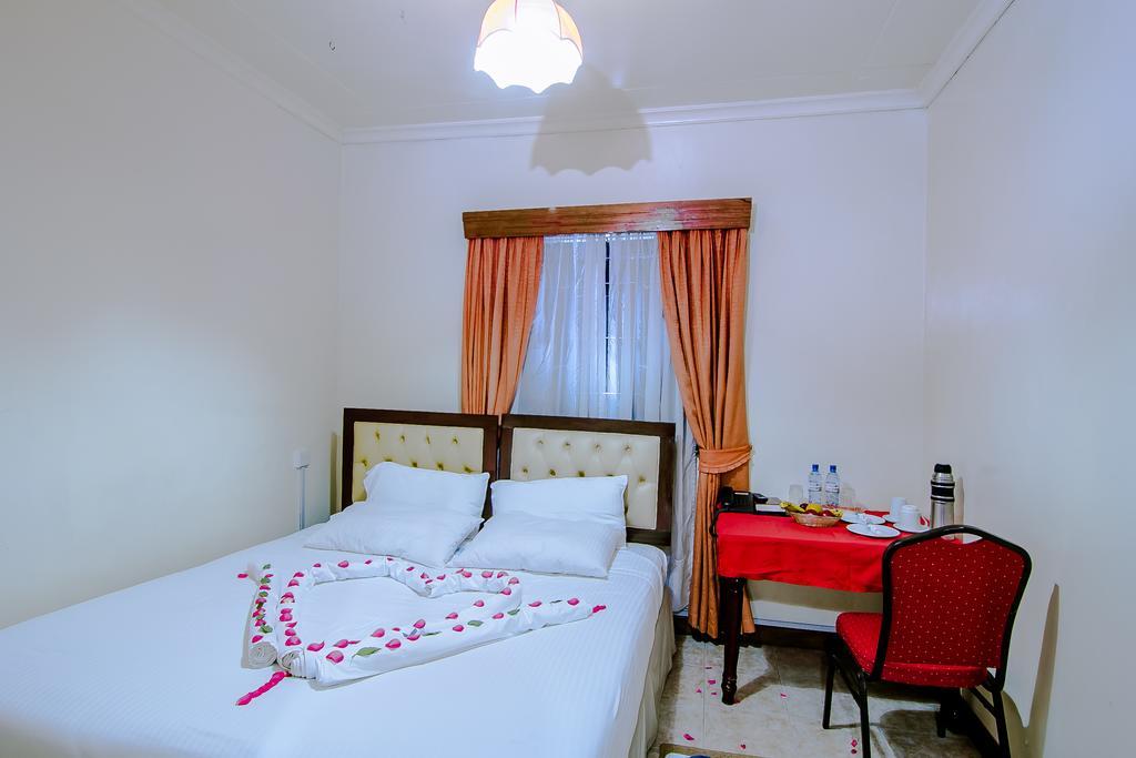 Chak Guesthouse & Conference Center Nairobi Luaran gambar
