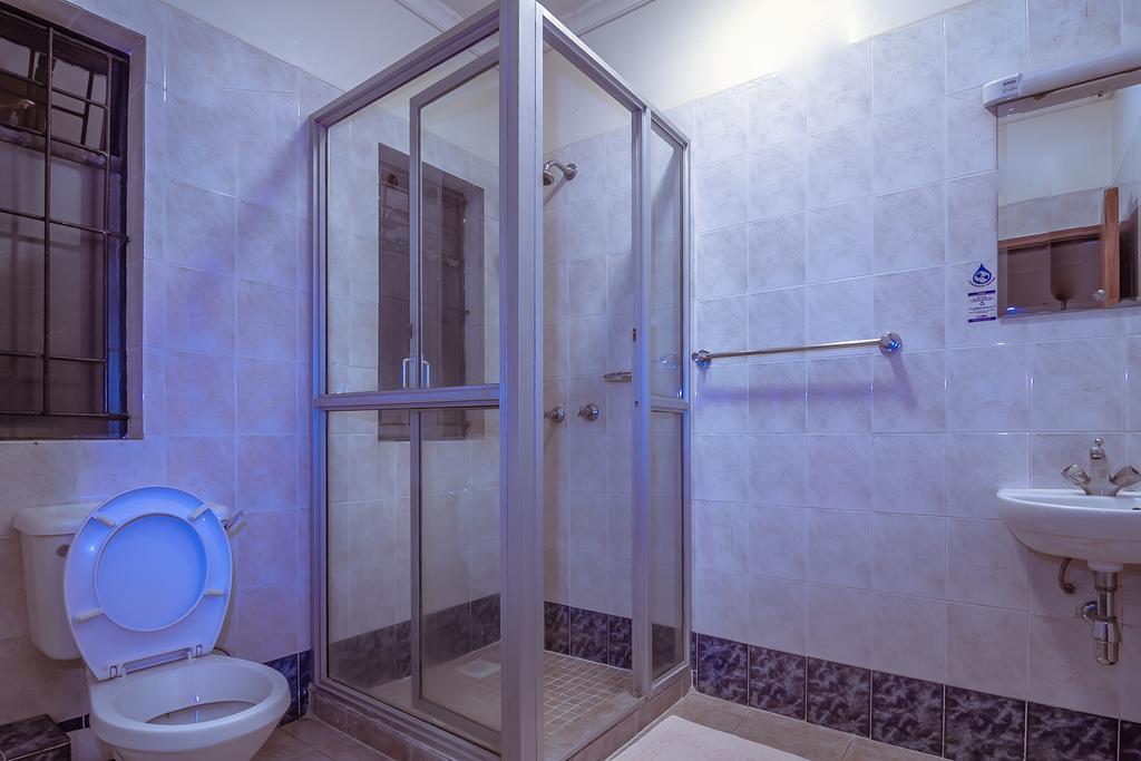 Chak Guesthouse & Conference Center Nairobi Luaran gambar
