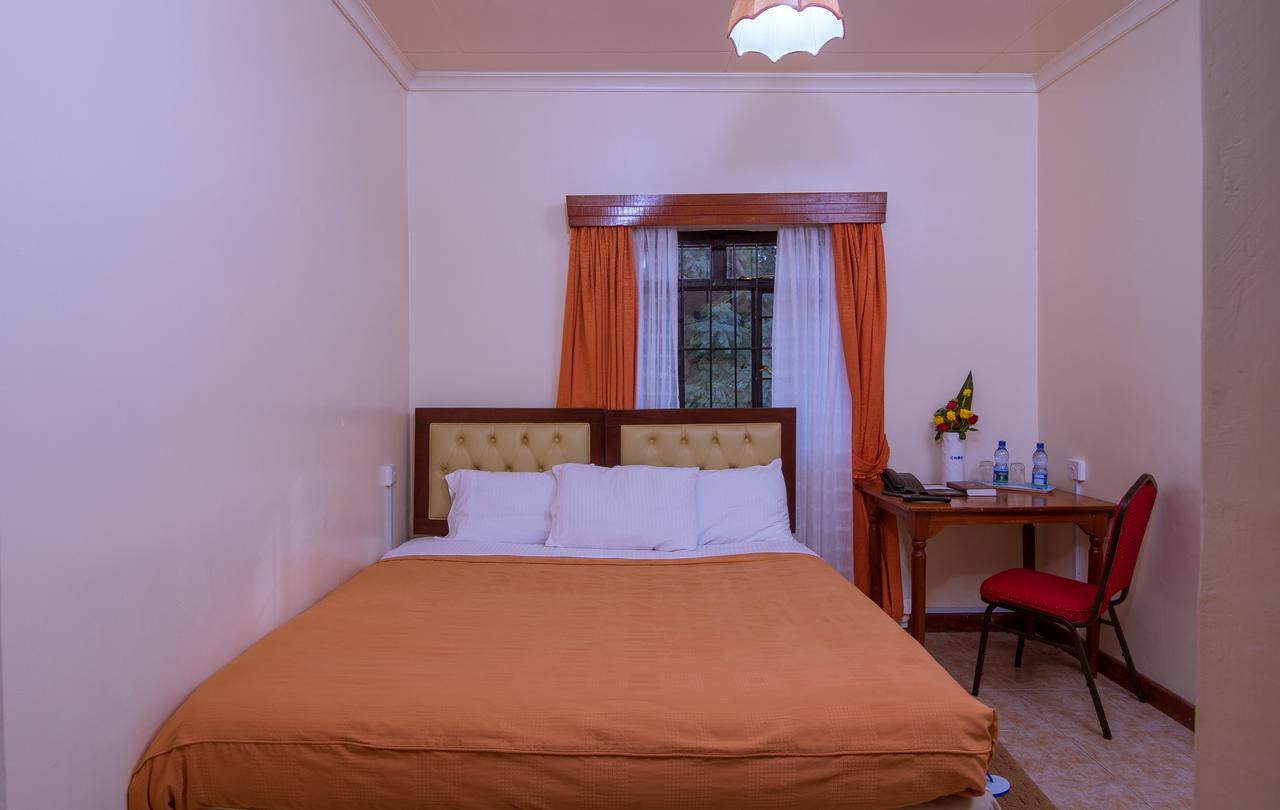 Chak Guesthouse & Conference Center Nairobi Luaran gambar