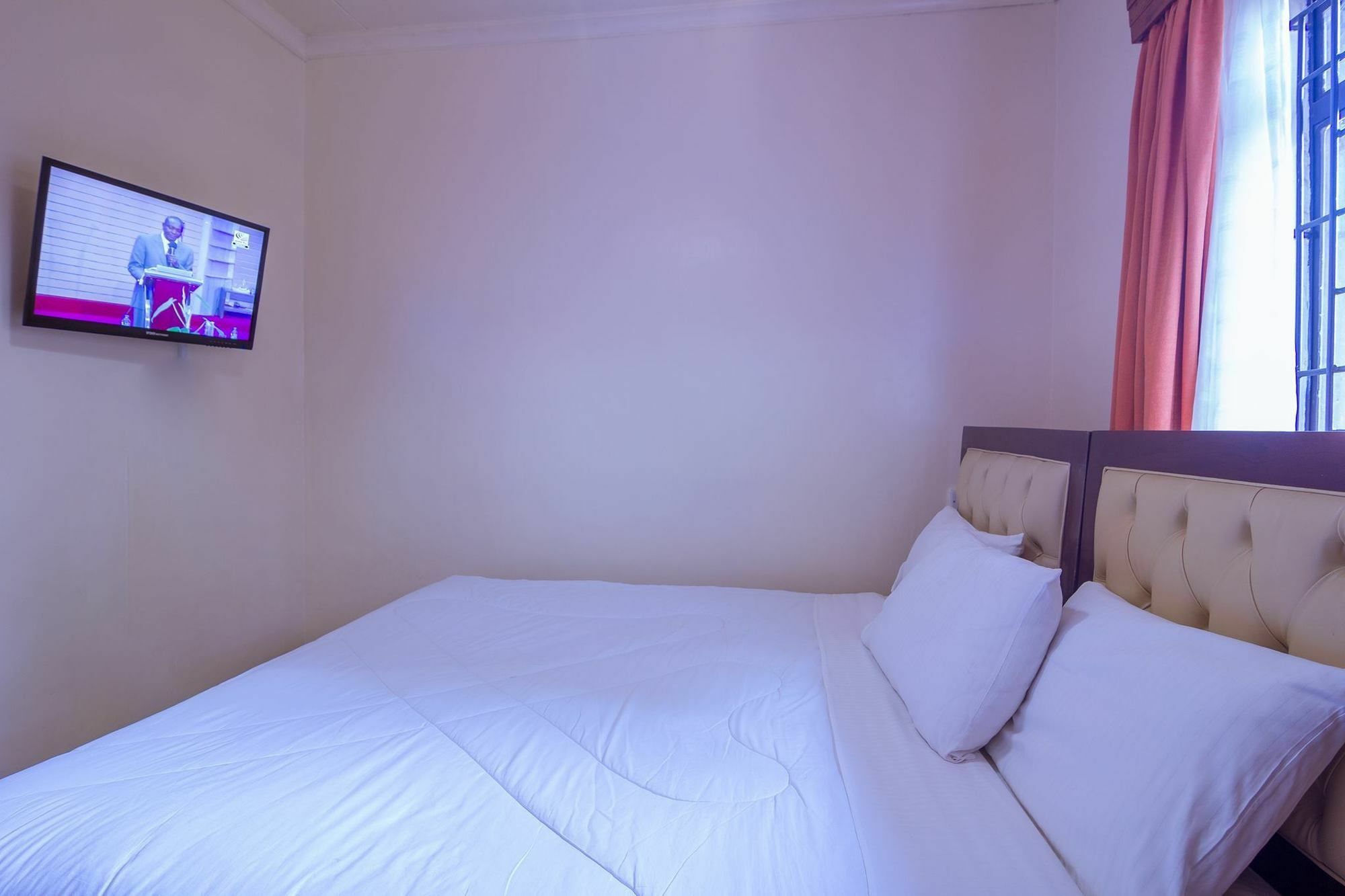 Chak Guesthouse & Conference Center Nairobi Luaran gambar